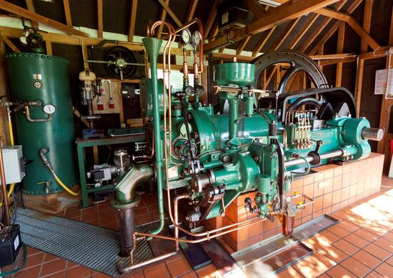 Crossley HD11 Oil Engine